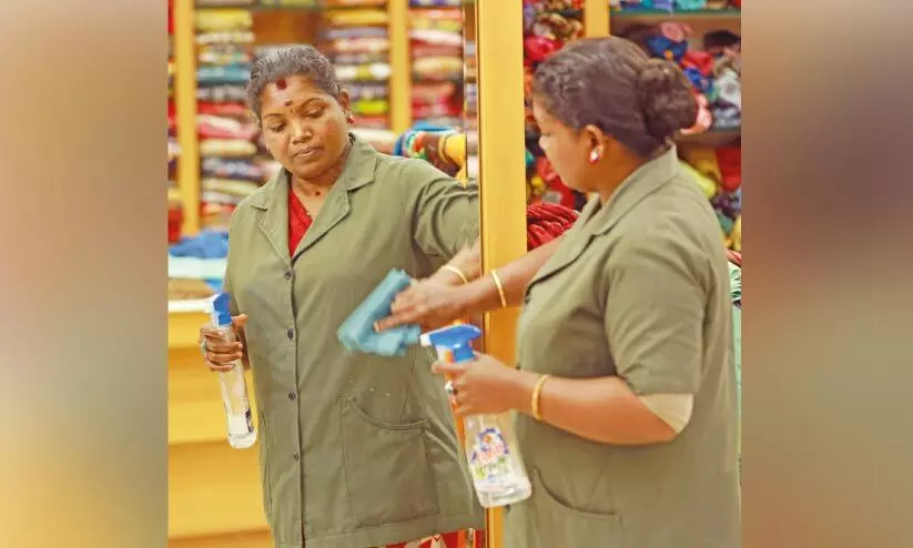 മോഹങ്ങൾ സഫലമാക്കി ഉഷയുടെ സംഗീത യാത്ര മോഹങ്ങൾ സഫലമാക്കി ഉഷയുടെ സംഗീത യാത്ര