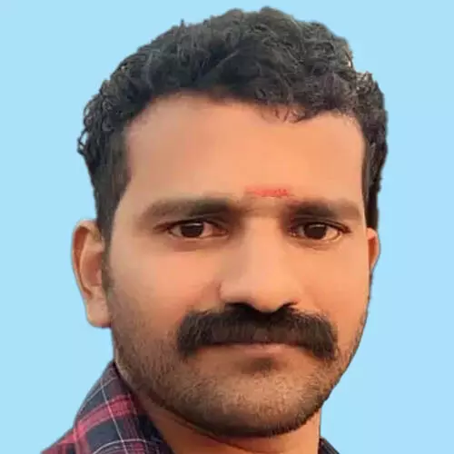 യു​വാ​വ് ട്രെ​യി​ൻ ത​ട്ടി മ​രി​ച്ച​നി​ല​യി​ൽ