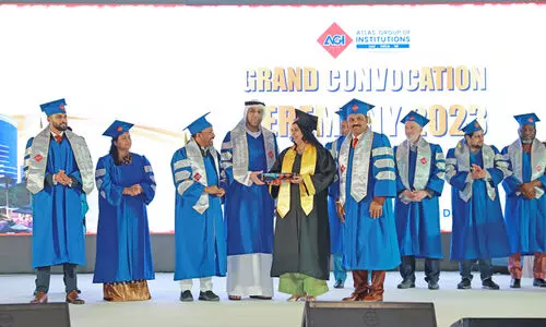 ആ​ഘോ​ഷ​മാ​യി അ​റ്റ്​​ല​സ്​ ബി​രു​ദ​ദാ​ന ച​ട​ങ്ങ്