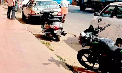 അ​ധ്യാ​പി​ക​യു​ടെ മ​ര​ണം: അ​പ​ക​ട​ങ്ങ​ൾ​ക്കി​ട​യാ​ക്കു​ന്ന​ത് സ്റ്റോ​പ് നി​ർ​ണ​യ​ത്തി​ലെ അ​പാ​ക​ത