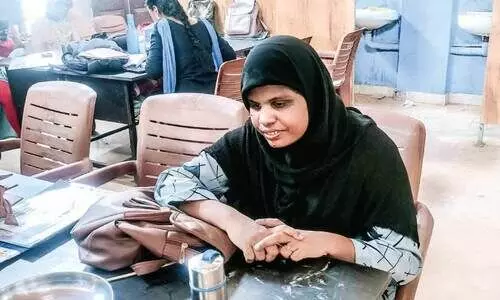 ഇരുളടഞ്ഞ ജീവിതത്തിലും വെളിച്ചം പകര്‍ന്ന് ജസീന