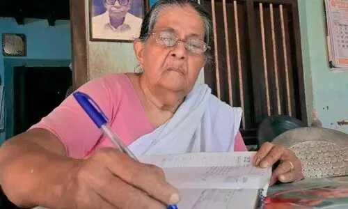 കവിതയിലൂടെ കാൻസറിനെ തോൽപിച്ച്​ 80കാരി