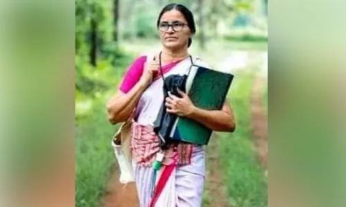 വായനയും ചുമന്നൊരു രാധഗാഥ