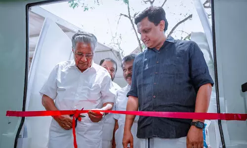 കാലികമായ കാര്യങ്ങൾ എൻജിനീയർമാരും കരാറുകാരും സ്വായത്തമാക്കേണ്ടതുണ്ടെന്ന് മുഖ്യമന്ത്രി