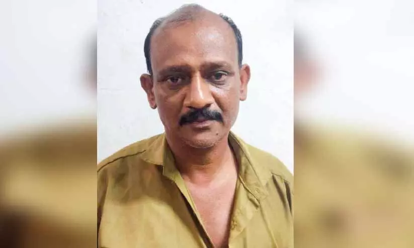 അപകടത്തിൽ യുവാവിന്റെ മരണം: നിർത്താതെ പോയ ലോറി ഡ്രൈവർ അറസ്റ്റിൽ അപകടത്തിൽ യുവാവിന്റെ മരണം: നിർത്താതെ പോയ ലോറി ഡ്രൈവർ അറസ്റ്റിൽ