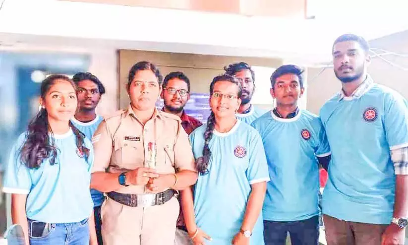 സ്ത്രീകളുടെ പരാതി കേൾക്കാൻ കോന്നി സ്റ്റേഷനിൽ ഒരു വനിത മാത്രം