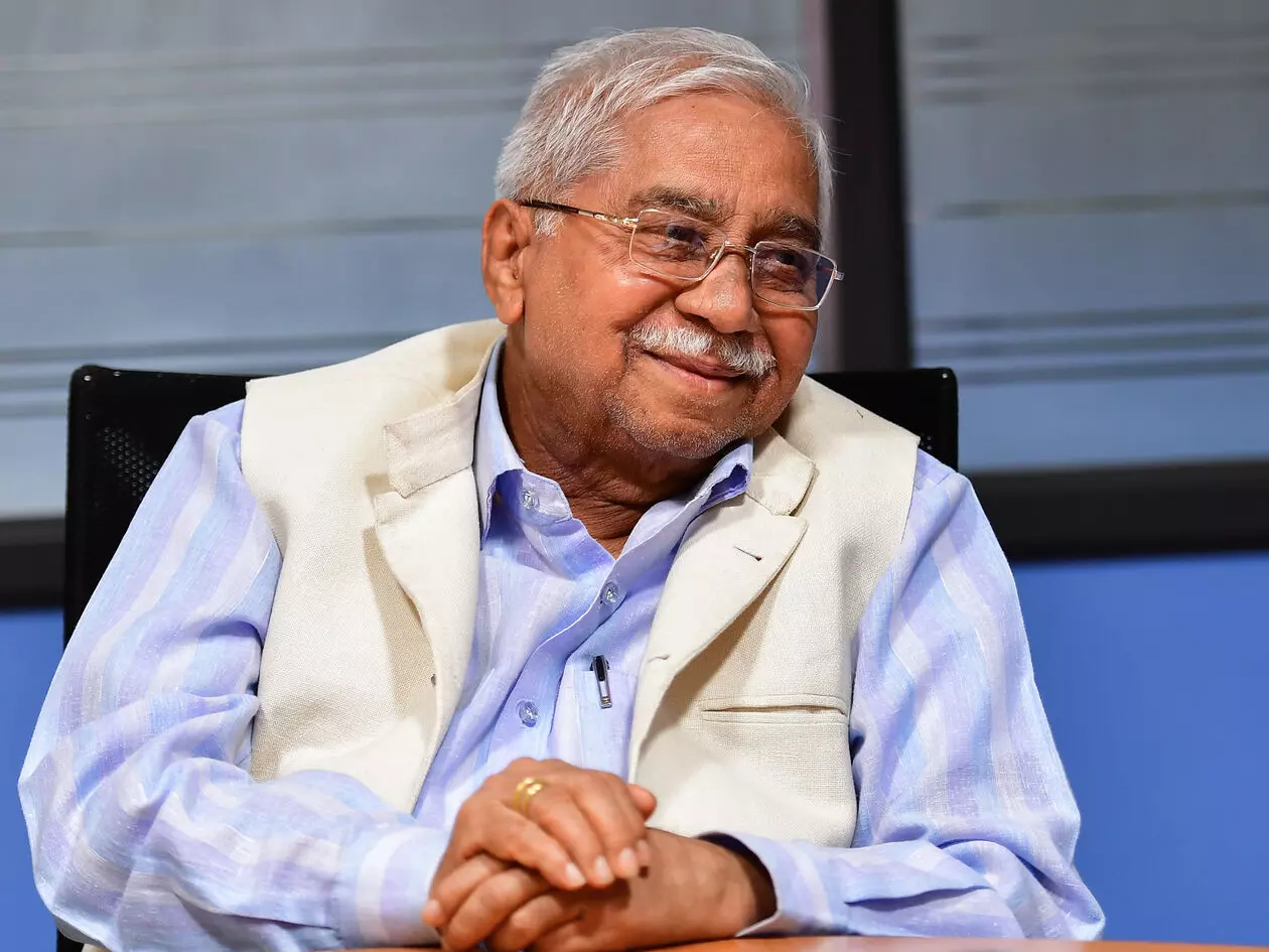 ചന്ദ്രശേഖര കംബാർ ചന്ദ്രശേഖര കംബാർ