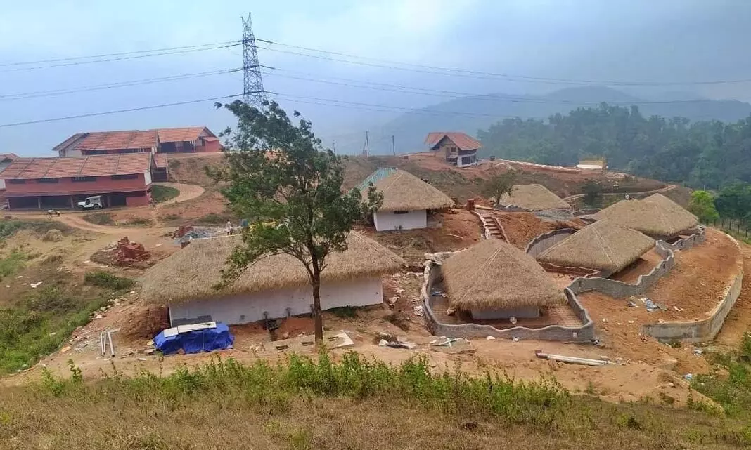 En Uru heritage village En Uru heritage village