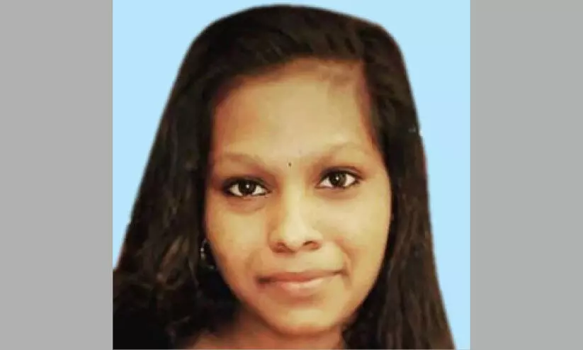 താമരശ്ശേരി ചുരത്തിൽ നിയന്ത്രണംവിട്ട ബൈക്ക് മറിഞ്ഞ് യുവതി മരിച്ചു താമരശ്ശേരി ചുരത്തിൽ നിയന്ത്രണംവിട്ട ബൈക്ക് മറിഞ്ഞ് യുവതി മരിച്ചു