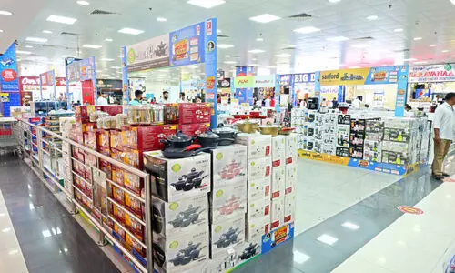 സ​ഫാ​രി ഹൈ​പ്പ​ർ മാ​ർ​ക്കറ്റ്