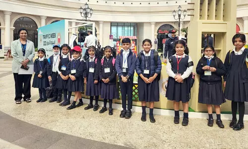 റോ​​ഡ് സു​​ര​​ക്ഷ നി​​യ​​മം: ഇ​​ന്ത്യ​​ൻ സ്‌​​കൂ​​ൾ വി​​ദ്യാ​​ർ​​ഥി​​ക​​ളെ ബോ​​ധ​​വ​​ത്ക​​രി​​ച്ചു