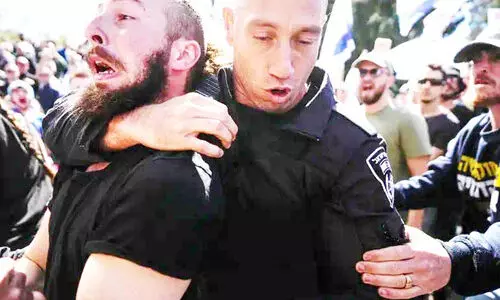 ഇസ്രായേലിൽ വൻ പ്രതിഷേധം; ഹെലികോപ്ടറിൽ ‘രക്ഷപ്പെട്ട്’ നെതന്യാഹു