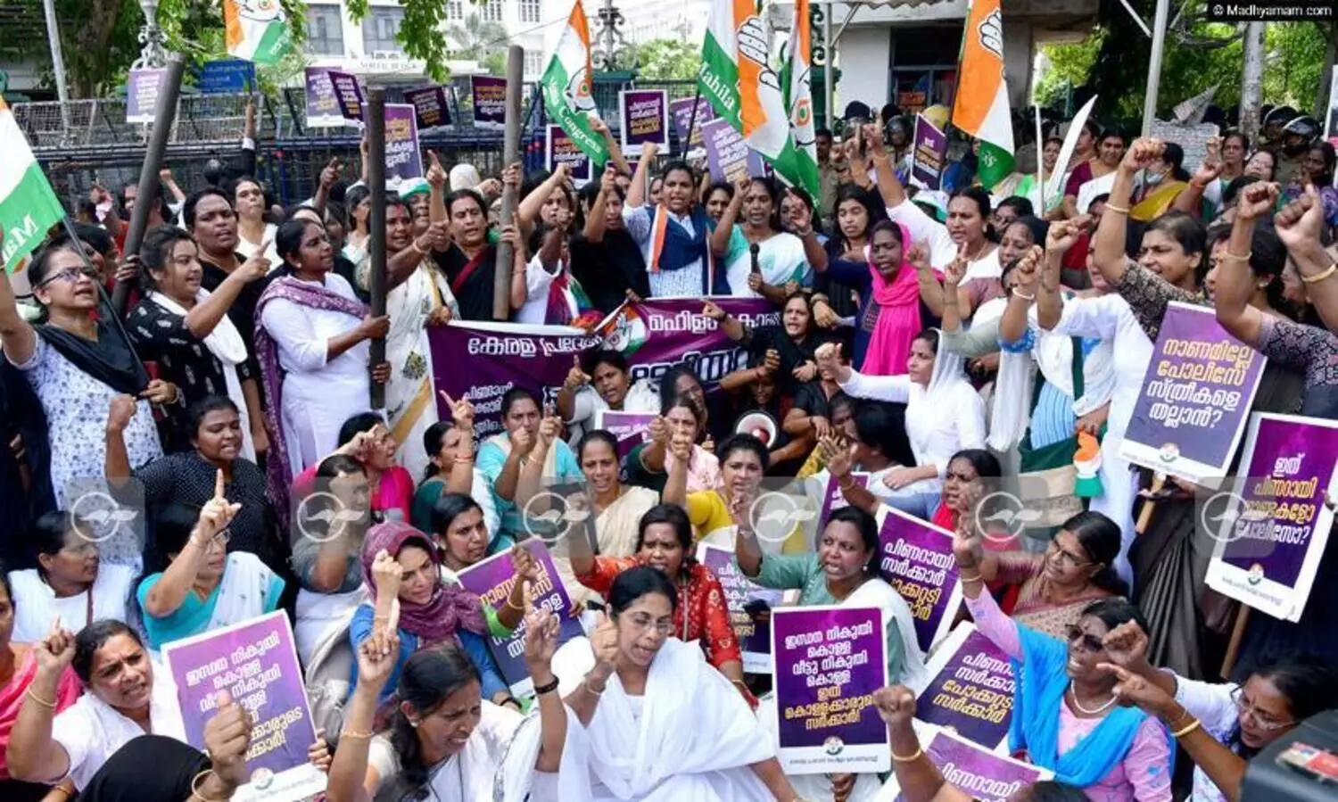 മഹിള കോൺഗ്രസ് മാർച്ചിൽ പൊലീസ് മനഃപൂർവം സംഘർഷമുണ്ടാക്കി -ജെബി മേത്തർ