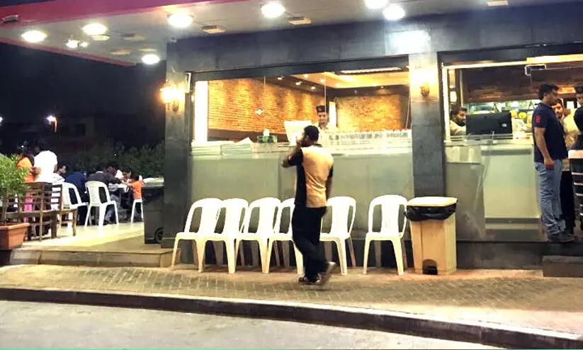 ഭക്ഷണശാലകൾക്ക് മാർഗനിർദേശം പ്രഖ്യാപിച്ചു ഭക്ഷണശാലകൾക്ക് മാർഗനിർദേശം പ്രഖ്യാപിച്ചു