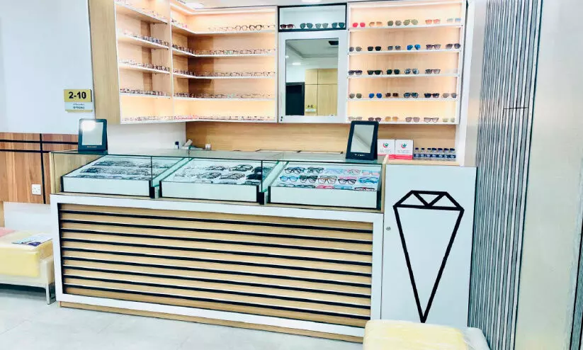 മെട്രോ ഫഹാഹീലില് ഒപ്റ്റിക്കല് സെന്റര് ഉദ്ഘാടനം മെട്രോ ഫഹാഹീലില് ഒപ്റ്റിക്കല് സെന്റര് ഉദ്ഘാടനം