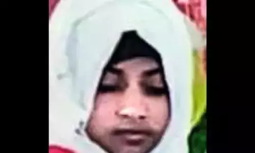 കൂട്ടുകാരുമായി മത്സരിച്ച് 45 അയൺ ഗുളികകൾ കഴിച്ചു; എട്ടാംക്ലാസുകാരിക്ക് ദാരുണാന്ത്യം