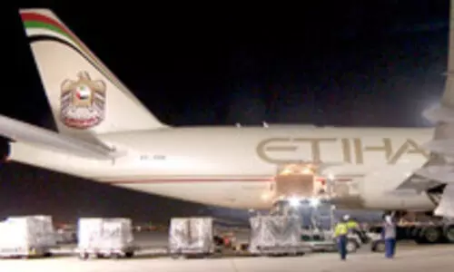 യു​െ​ക്ര​യ്​​നി​ലേ​ക്ക്​ 14 ട​ൺ ദു​രി​താ​ശ്വാ​സ സാ​മ​ഗ്രി​ക​ൾ അ​യ​ച്ചു