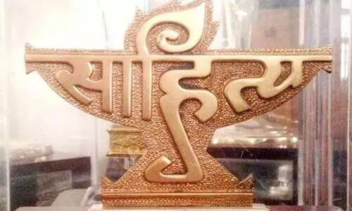 കേന്ദ്ര സാഹിത്യ അക്കാദമി തെരഞ്ഞെടുപ്പ് ഇന്ന്; പിടിച്ചെടുക്കാൻ സംഘ്പരിവാർ പാനലും