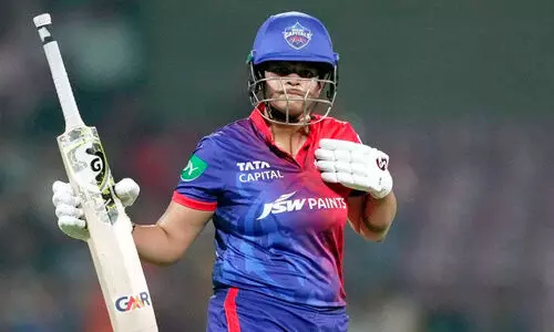 ഷ​ഫാ​ലിയുടെ വെടിക്കെട്ട്: ഗു​ജ​റാ​ത്തി​നെ​തി​രെ പ​ത്ത് വി​ക്ക​റ്റ് ജ​യവുമായി ഡ​ൽ​ഹി കാ​പി​റ്റ​ൽ​സ്