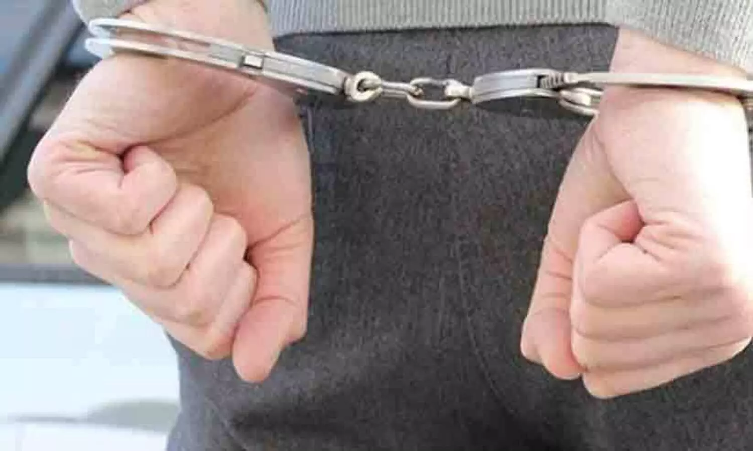 ഫ്ലോറിഡയിലെ തെരുവിലൂടെ നഗ്നനായി നടന്നയാൾ അറസ്റ്റിൽ