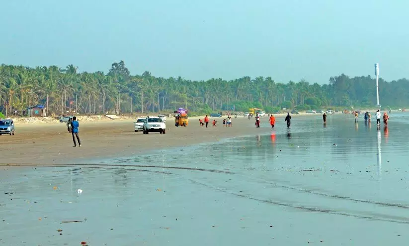 തീരം കാക്കേണ്ടേ? അഞ്ചല്ല, അമ്പതു പേർ വേണം