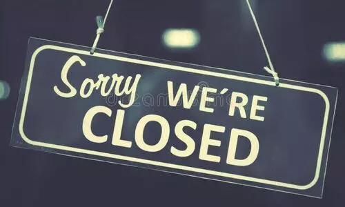 അ​ർ​ബു​ദ കേ​ന്ദ്ര​ത്തി​ൽ ഡോ​ക്ട​ര്‍മാ​രി​ല്ല; ന്യൂ​ട്രോ​പീ​നി​യ വാ​ർ​ഡി​ന്റെ പ്ര​വ​ര്‍ത്ത​നം നി​ല​ച്ചു