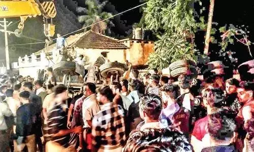 തുപ്പനാട് അപകടം: രക്ഷയായത് നാട്ടുകാരുടെ നിതാന്ത ജാഗ്രത