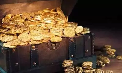 യു.പിയിൽ വീട് പണിയുന്നതിനിടെ പൗരാണിക നാണയങ്ങളും വെള്ളിയാഭരണങ്ങളും കണ്ടെത്തി