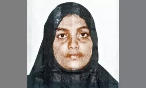 മലയാളി കുടുംബങ്ങൾ സഞ്ചരിച്ച കാർ മറിഞ്ഞ്​ മലപ്പുറം സ്വദേശിനി മരിച്ചു; നാലുപേർക്ക്​ പരിക്ക്​