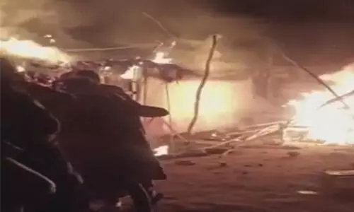 ഉത്തർപ്രദേശിൽ കുടിലിന് തീ പിടിച്ചു; രണ്ടുവയസ്സുകാരൻ ഉൾപ്പടെ അഞ്ചുപേർ മരിച്ചു