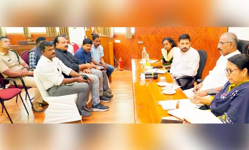 അരിക്കൊമ്പനെ പിടിക്കാൻ സംഘം 16നെത്തും