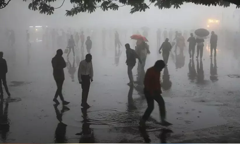 സൗ​ദി​യി​ൽ വ്യാ​ഴാ​ഴ്ച വ​രെ പൊ​ടി​ക്കാ​റ്റും മ​ഴ​യും തു​ട​രാ​ൻ സാ​ധ്യ​ത