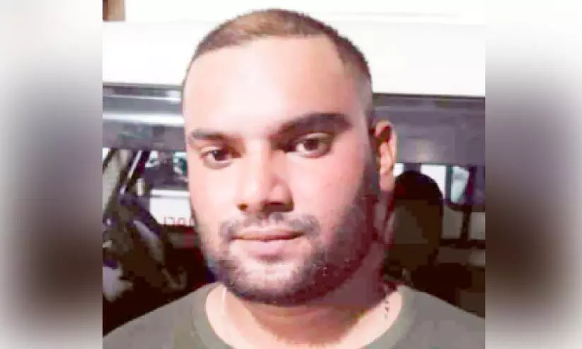 പെൺകുട്ടിയെ ഭീഷണിപ്പെടുത്തി പണവും സ്വർണവും കവർന്ന യുവാവ്​ പിടിയിൽ