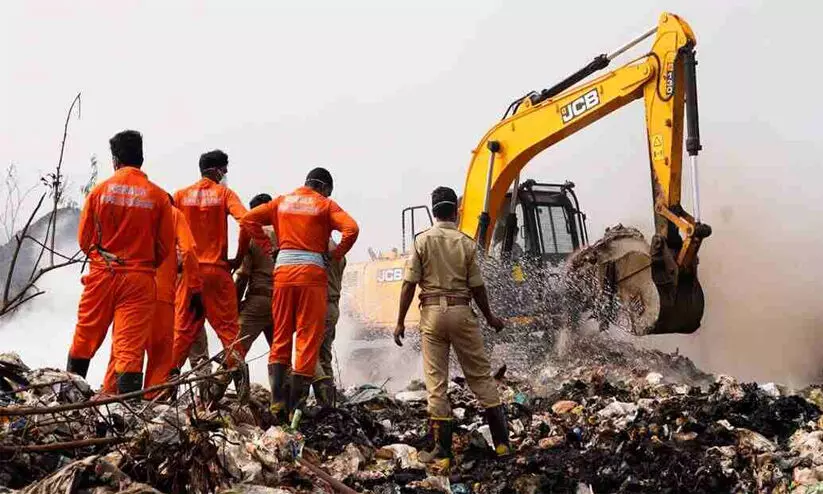 ബ്രഹ്മപുരത്തെ പുക; ആരോഗ്യസര്വേ ചൊവ്വാഴ്ച ആരംഭിക്കും ബ്രഹ്മപുരത്തെ പുക; ആരോഗ്യസര്വേ ചൊവ്വാഴ്ച ആരംഭിക്കും