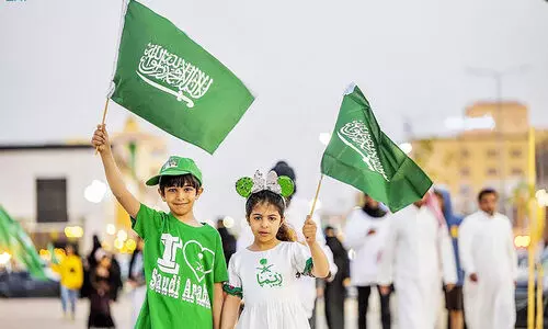 ഹരിത പതാകയിലുയർന്നുപാറി രാജ്യാഭിമാനം ഹരിത പതാകയിലുയർന്നുപാറി രാജ്യാഭിമാനം