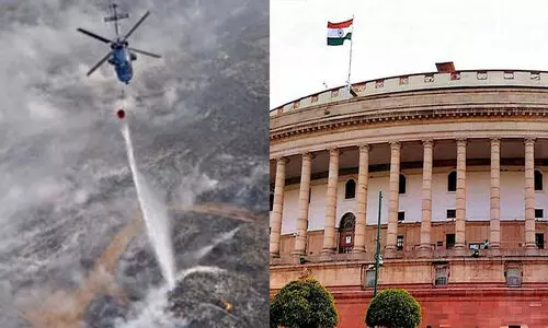 ബ്രഹ്മപുരം തീപിടിത്തം പാർലമെന്‍റിലും; ഇരുസഭകളിലും അടിയന്തര പ്രമേയത്തിന് കോൺഗ്രസ് നോട്ടീസ്