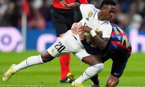 ബാഴ്സയെ കോടതി കയറ്റാൻ അടിയന്തര ബോർഡ് യോഗം വിളിച്ച് റയൽ മഡ്രിഡ് ; കാരണമിതാണ്...