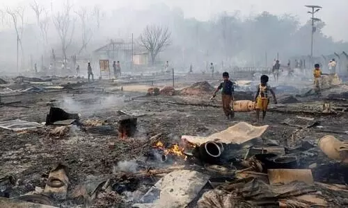 റോഹിങ്ക്യൻ അഭയാർഥി ക്യാമ്പിന് തീയിട്ടതുതന്നെ; വഴിയാധാരമായത് 12,000ത്തോളം പേർ