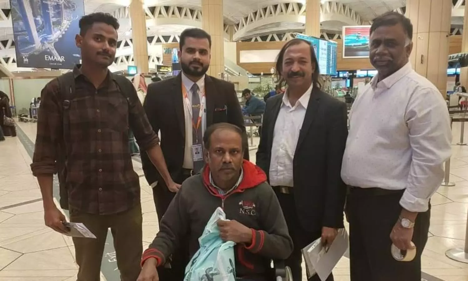 രോഗവും പലവിധ ദുരിതങ്ങളും; തമിഴ്​നാട് സ്വദേശിക്ക്​ സാമൂഹികപ്രവർത്തകരുടെ തുണ