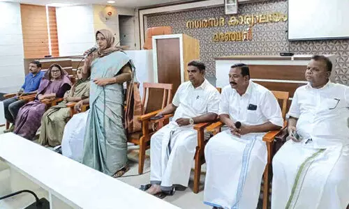 പി.എം.എ.വൈ - ലൈഫ് ഭവന പദ്ധതി; 100 മ​ഞ്ചേ​രി ന​ഗ​ര​സ​ഭ​യിൽ​ഗുണഭോക്താക്കളുമായി കരാർ ഒപ്പുവെച്ചു
