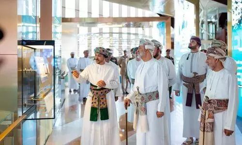 ‘ഒ​മാ​ൻ എ​ക്രോ​സ് ഏ​ജ​സ് മ്യൂ​സി​യം’ സു​ൽ​ത്താ​ൻ നാ​ടി​ന്​ സ​മ​ർ​പ്പി​ച്ചു