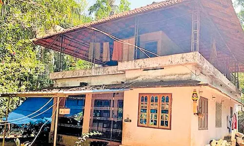 bomb blast kakkayangad rss house bomb blast kakkayangad rss house