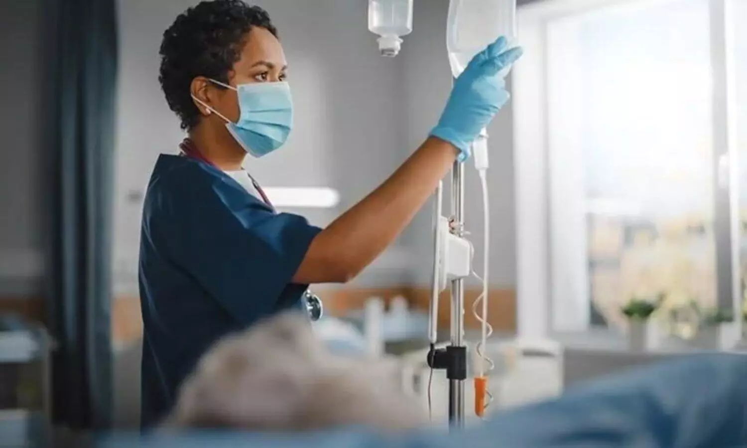 രാ​ജ്യ​ത്ത്​ 10,000 ആ​ളു​ക​ൾ​ക്കു​ള്ള​ത്​ 43.9 ന​ഴ്​​സു​മാ​ർ