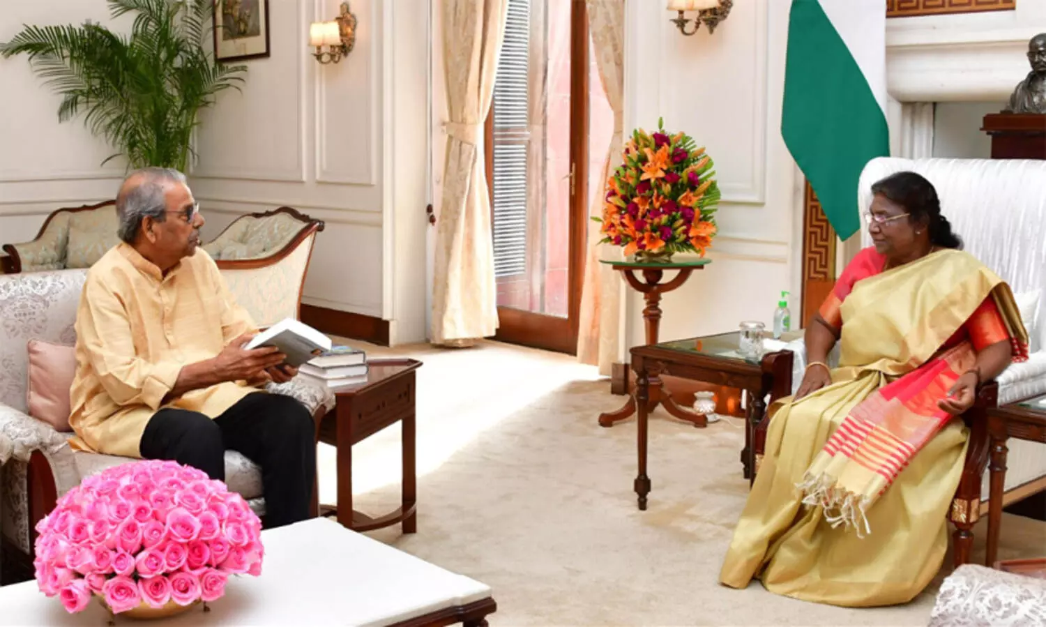 സി. രാധാകൃഷ്ണന്‍ രാഷ്ട്രപതിയുമായി കൂടിക്കാഴ്ച നടത്തി