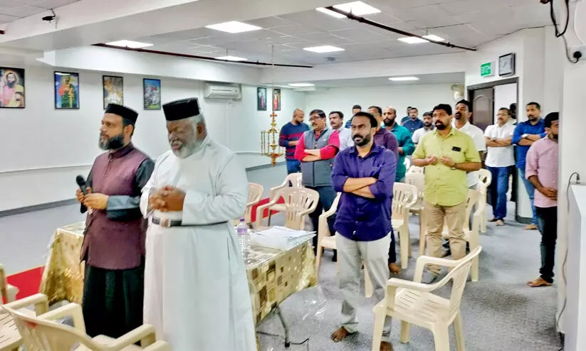 ഓർത്തഡോക്സ് യുവജന പ്രസ്ഥാനം പ്രതിഷേധ യോഗം ഓർത്തഡോക്സ് യുവജന പ്രസ്ഥാനം പ്രതിഷേധ യോഗം