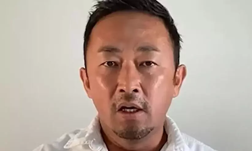 യൂട്യൂബർ എം.പിയായി പക്ഷേ, പാർല​മെന്റിൽ കാലുകുത്തിയില്ല; ഒടുവിൽ പുറത്താക്കി