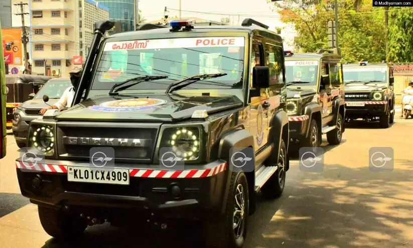 kerala police vehicles