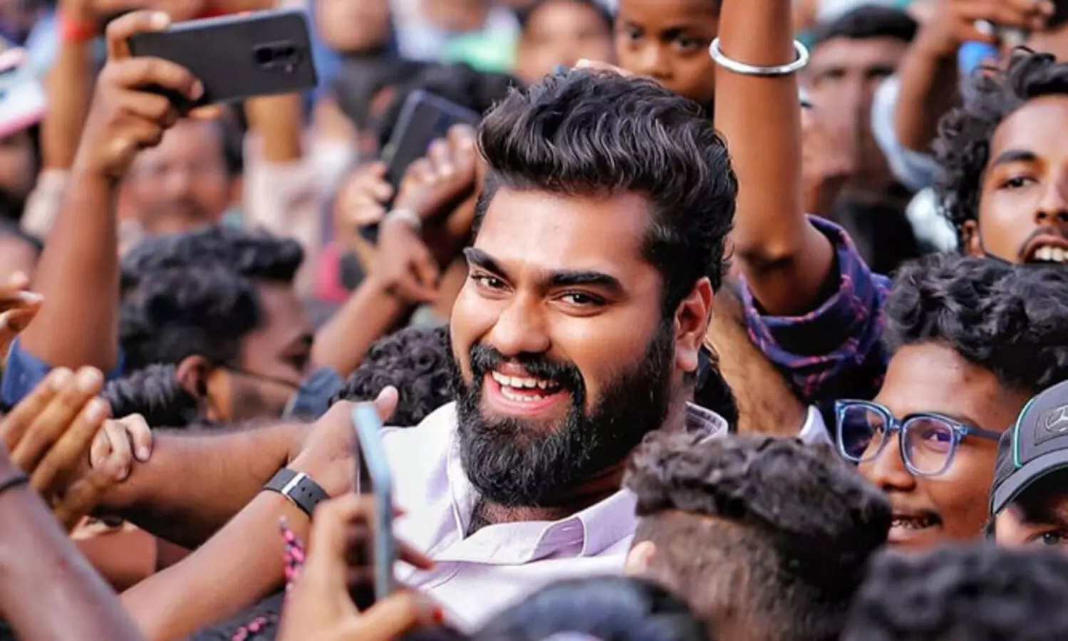 ബിഗ്ബോസിലെ ‘വലിയ കളികൾ’ അഥവാ ഒ​ളി​ഞ്ഞു​നോ​ട്ടത്വരയുടെ തൃ​പ്തി​പ്പെ​ടു​ത്തൽ