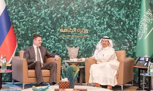 എണ്ണ ഉത്പാദനം വെട്ടിക്കുറക്കാനുള്ള തീരുമാനം വർഷാന്ത്യം വരെ തുടരാൻ സൗദി-റഷ്യൻ ധാരണ