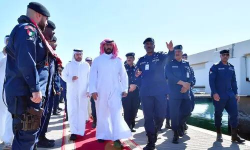 ലഹരിവസ്തുക്കൾ കടത്തുന്നതിനെതിരെ ജാഗ്രത പുലർത്താം -മന്ത്രി ലഹരിവസ്തുക്കൾ കടത്തുന്നതിനെതിരെ ജാഗ്രത പുലർത്താം -മന്ത്രി